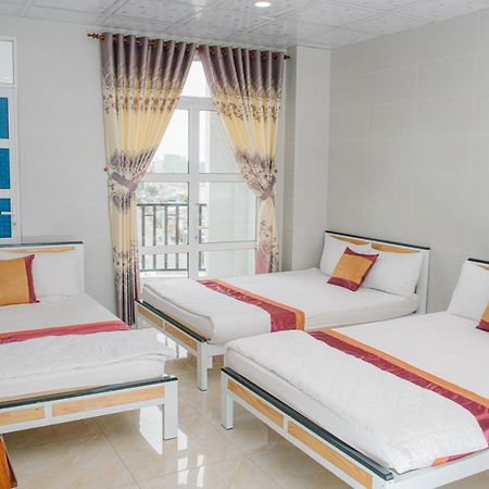 Hiep Hoa Hotel Chau Doc Buitenkant foto