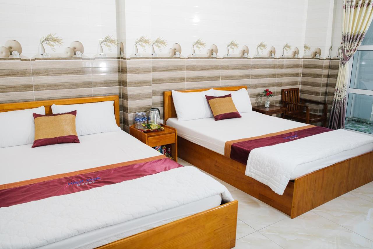 Hiep Hoa Hotel Chau Doc Buitenkant foto