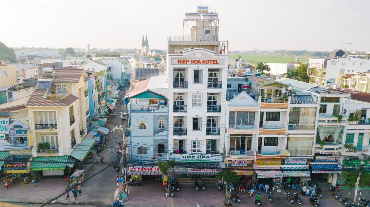 Hiep Hoa Hotel Chau Doc Buitenkant foto