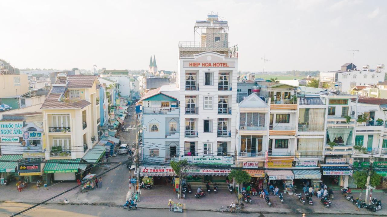 Hiep Hoa Hotel Chau Doc Buitenkant foto