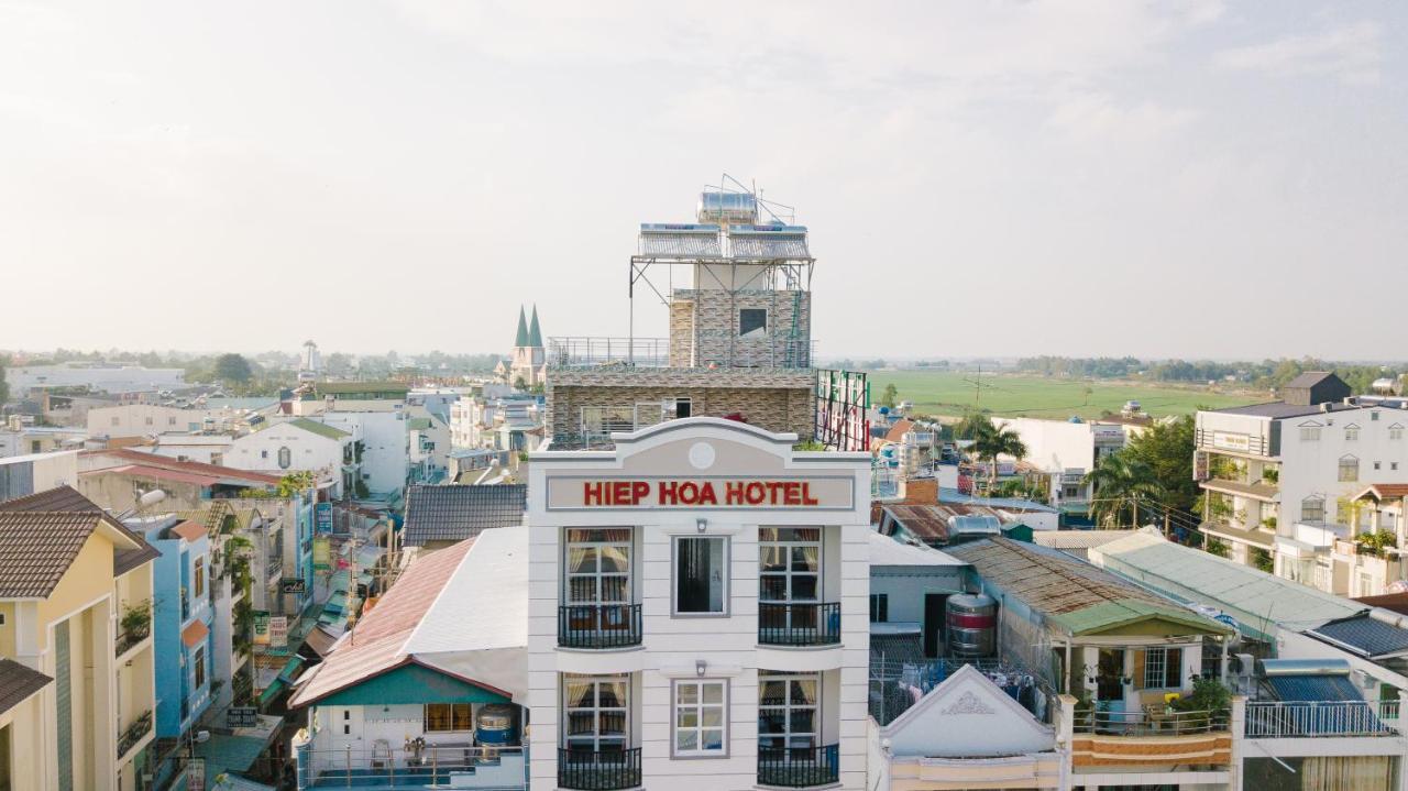 Hiep Hoa Hotel Chau Doc Buitenkant foto